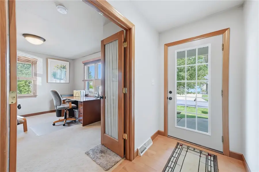 673 Chesapeake Ct, Hermitage, PA 16148 - #3