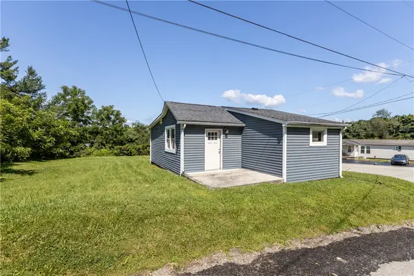 28 Mckinstry Hill Rd, Apollo, PA 15613