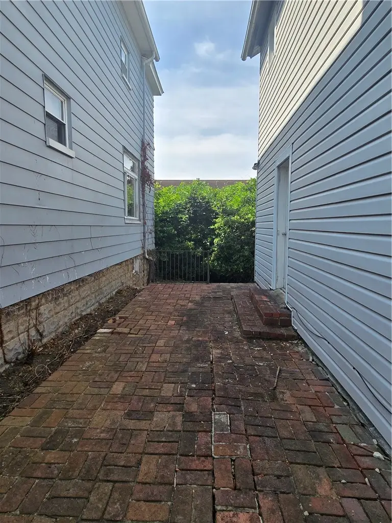 108 Wallace Avenue, Leechburg, PA 15656 - #3