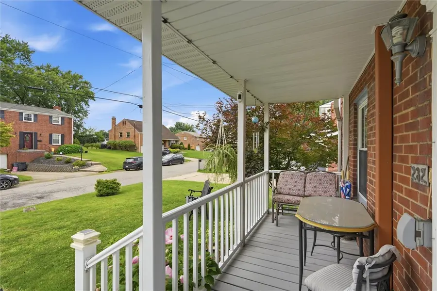 232 Fernledge Dr, New Kensington, PA 15068 - #3