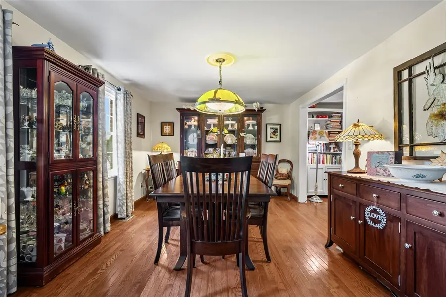 1628 Harvest Hill Dr, Pittsburgh, PA 15239 - #2