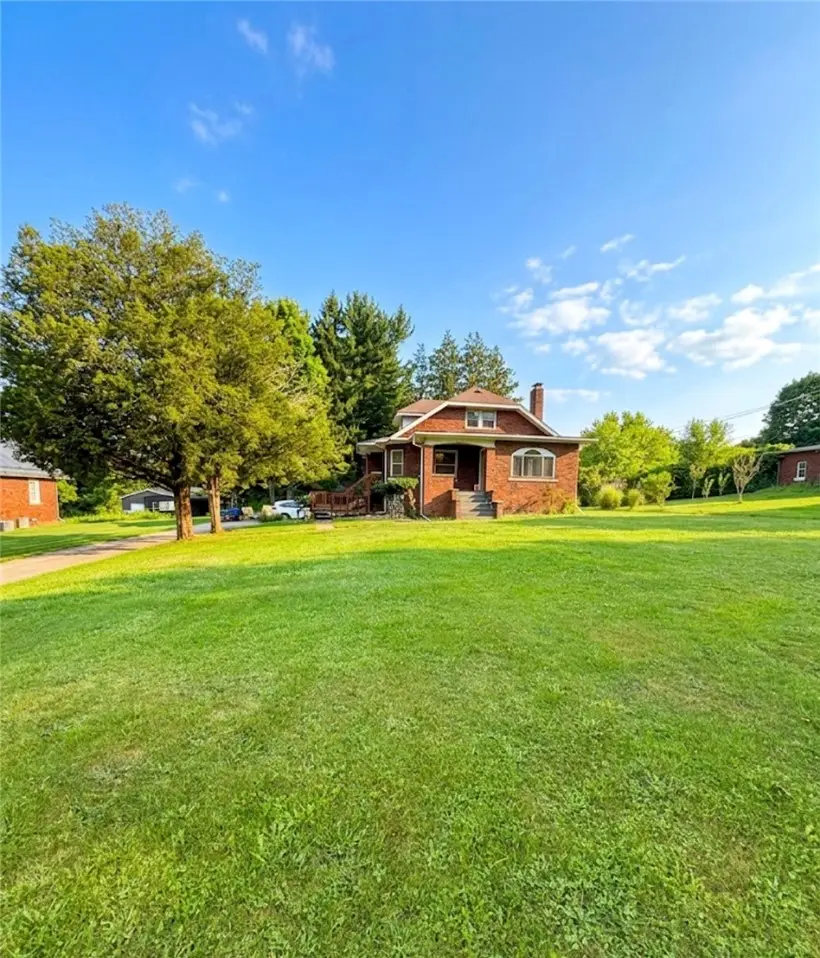 3941 New Castle Rd, Pulaski, PA 16143 - #1