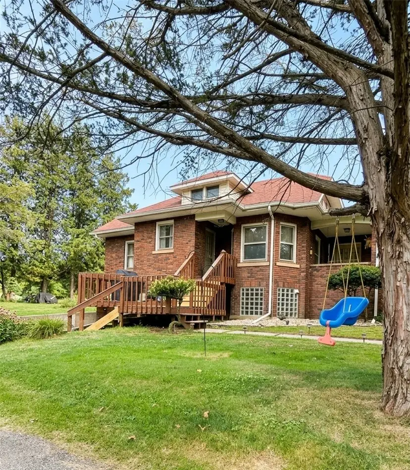 3941 New Castle Rd, Pulaski, PA 16143 - #3