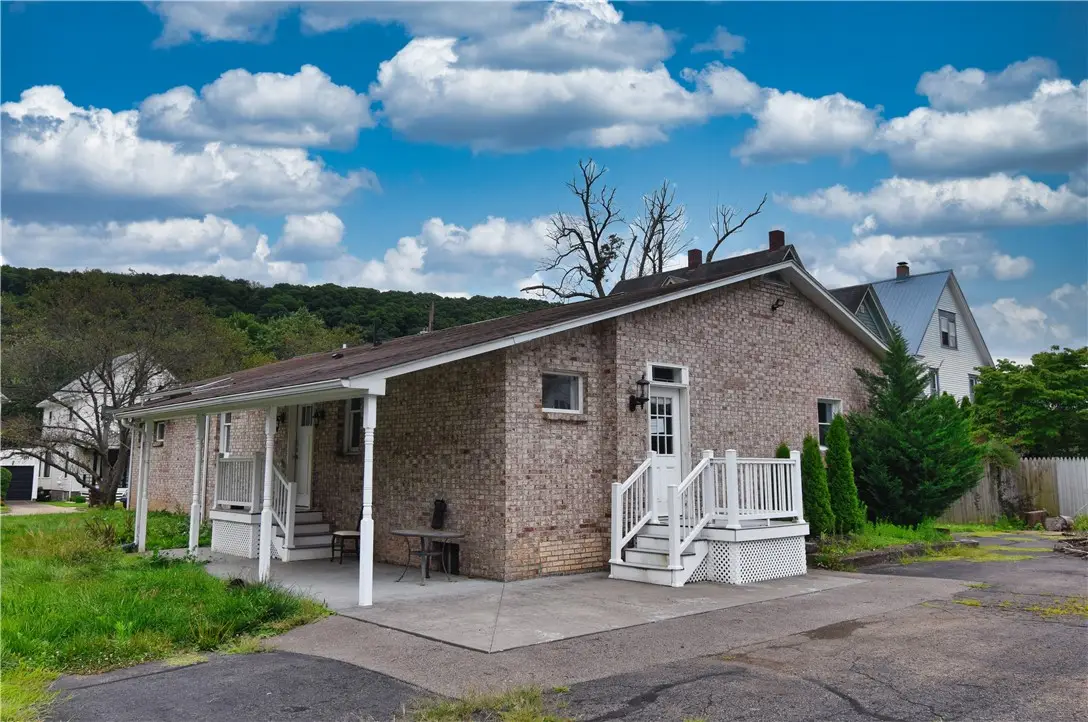 545 Elk Street, Franklin, PA 16301 - #1