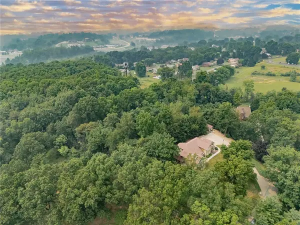 9A1A Farmington Pl, Greensburg, PA 15601
