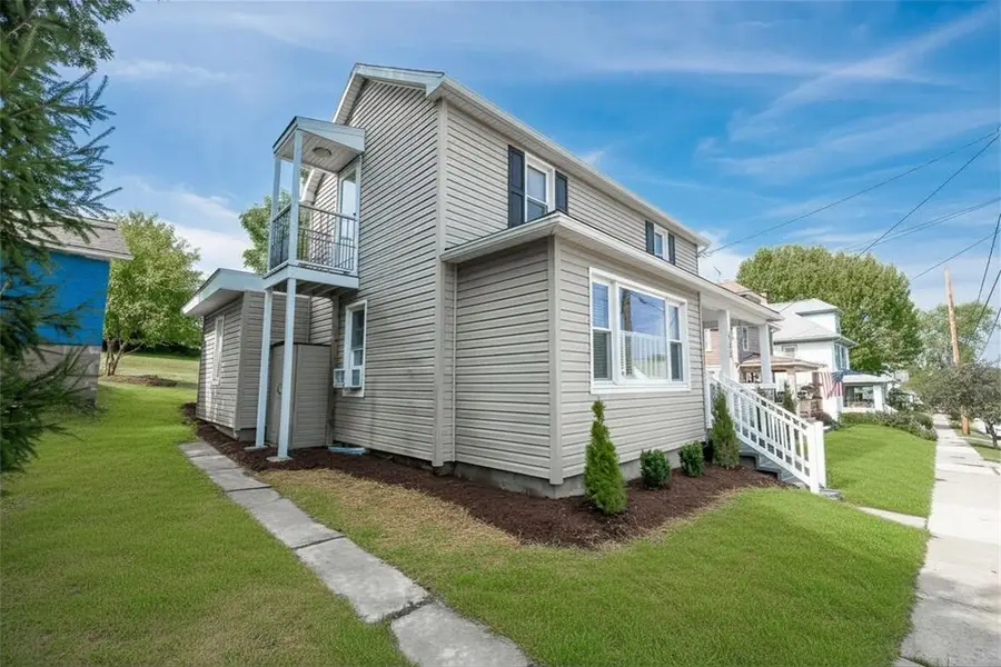 608 Maple St, Indiana, PA 15701 - #2