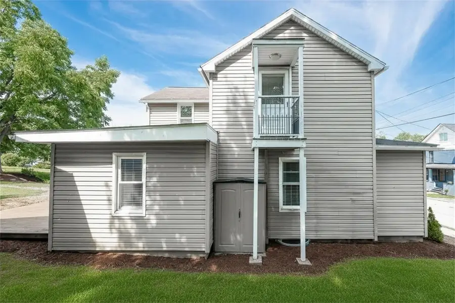 608 Maple St, Indiana, PA 15701 - #3