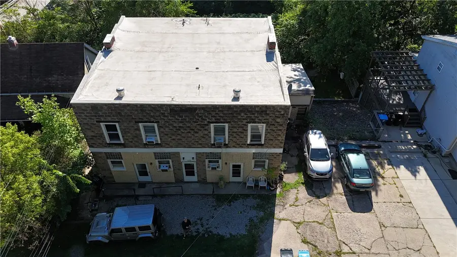 1088 Milltown Rd, Verona, PA 15147 - #3