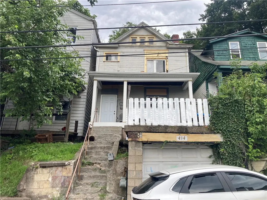 414 Woodward Ave, McKees Rocks, PA 15136 - #1