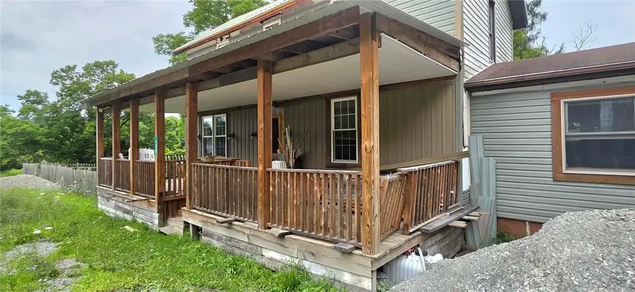 135 Landfill Rd, Alverton, PA 15612 - #2