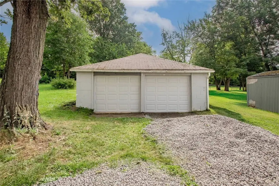 141 S Duffy Rd, Butler, PA 16001 - #3