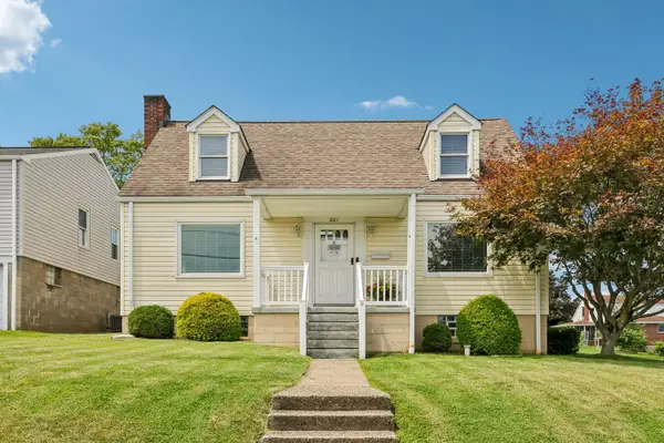 201 S 6th Street, Youngwood, PA 15697