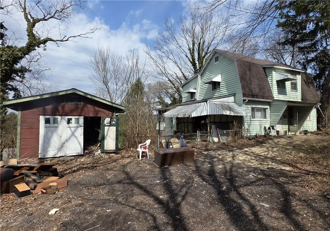 23 Maple Ave #A, Jeannette, PA 15644 - #1
