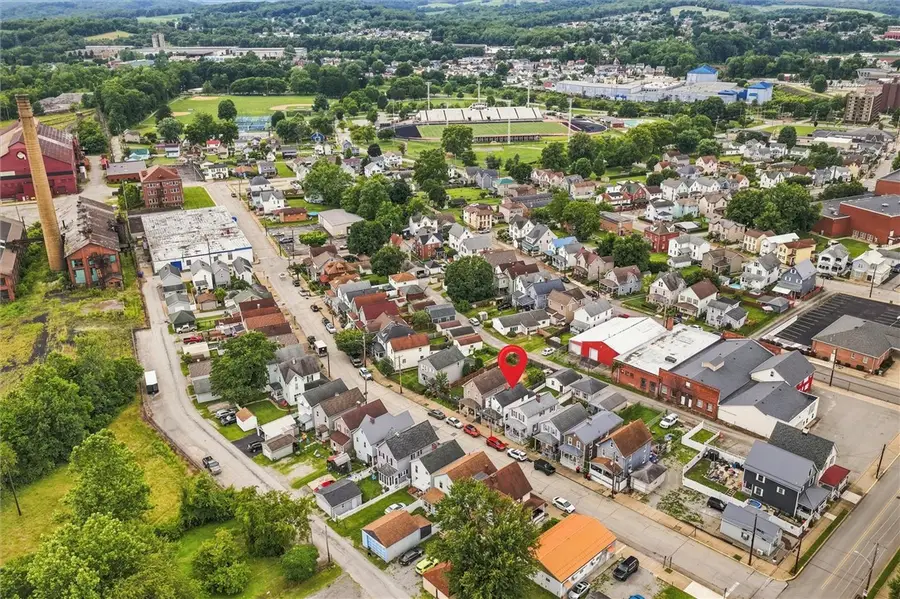 234 Gertrude St, Latrobe, PA 15650 - #3