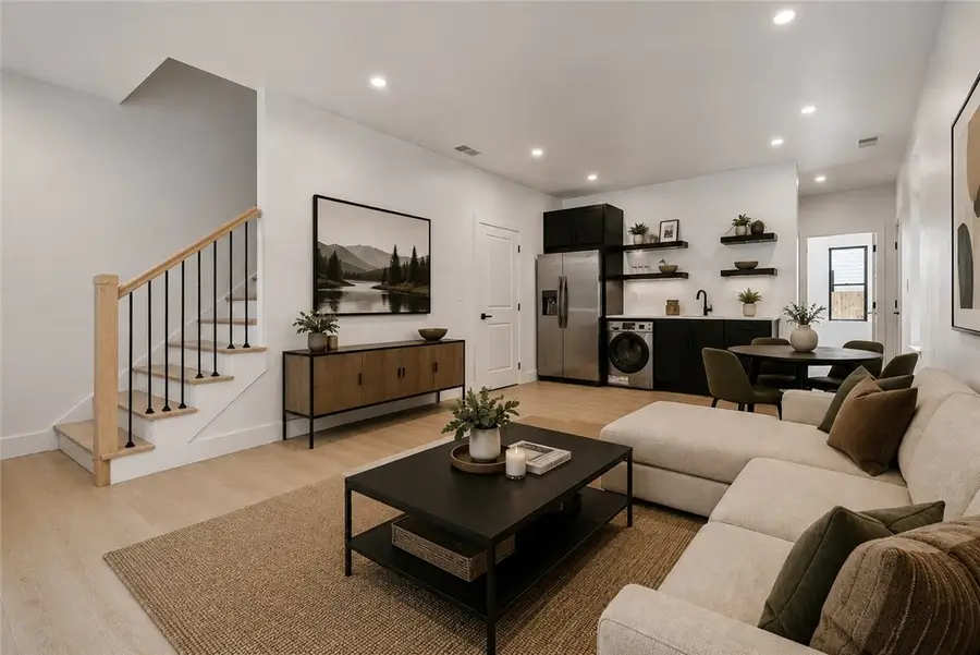 1217 Liverpool St, Pittsburgh, PA 15233 - #2