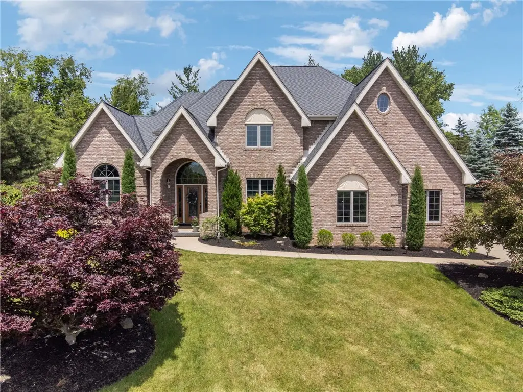 6 Crystol Ct, Irwin, PA 15642 - #1