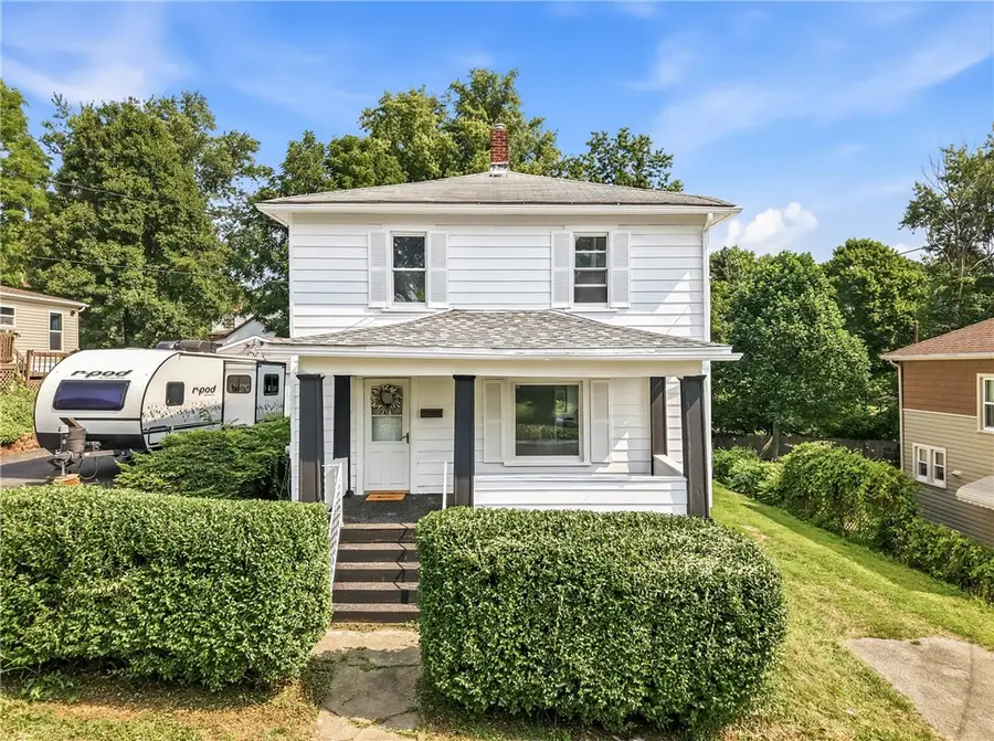 364 Curtis St, Sharon, PA 16146 - #2