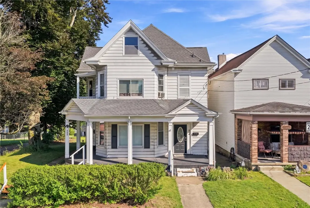 306 N 1st St, Jeannette, PA 15644 - #1
