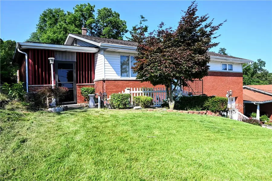 129 Pennsylvania Blvd., Monessen, PA 15062 - #3