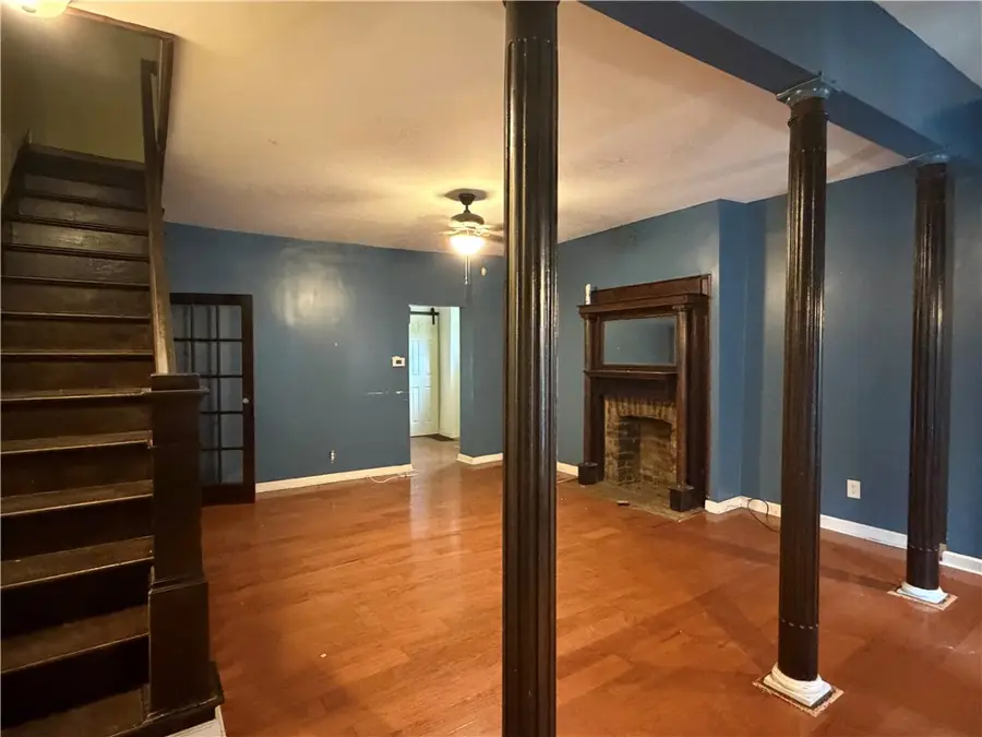 713 Saline St, Pittsburgh, PA 15207 - #2