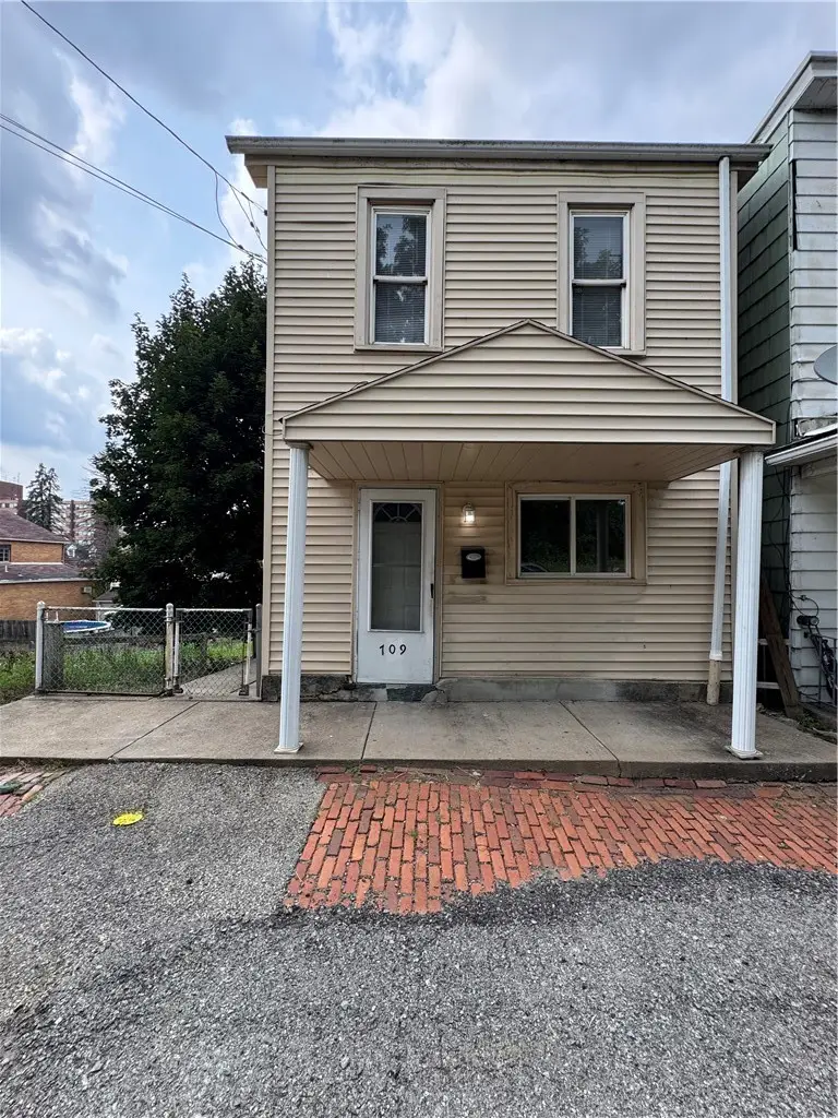 709 Fairview Ave, McKeesport, PA 15132 - #1
