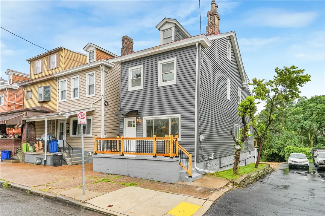 4706 Lorigan St, Pittsburgh, PA 15224 - #1