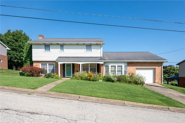 320 W 1st Ave, Latrobe, PA 15650