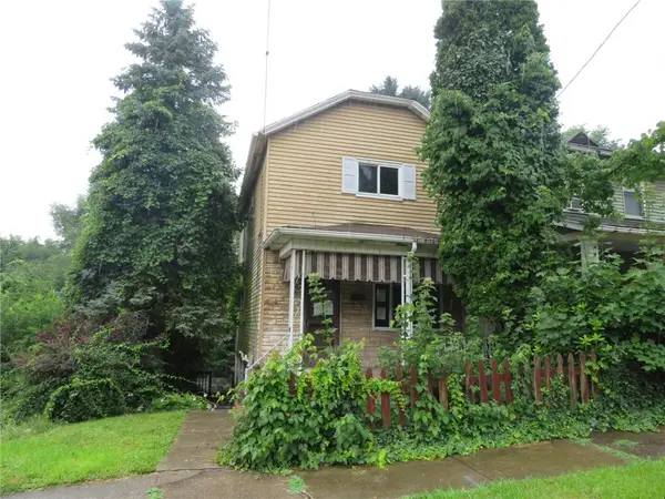 424 Ohio Ave, Midland, PA 15059