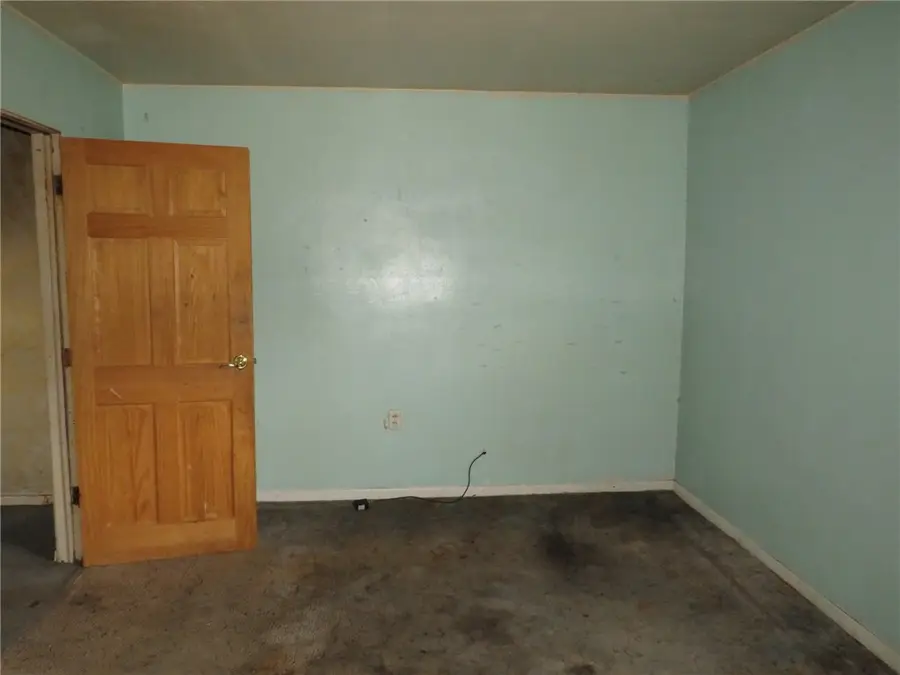 424 Ohio Ave, Midland, PA 15059 - #2