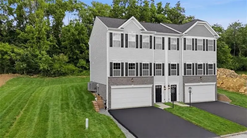 1245 Bedford Road #2083A, North Huntingdon, PA 15642 - #2