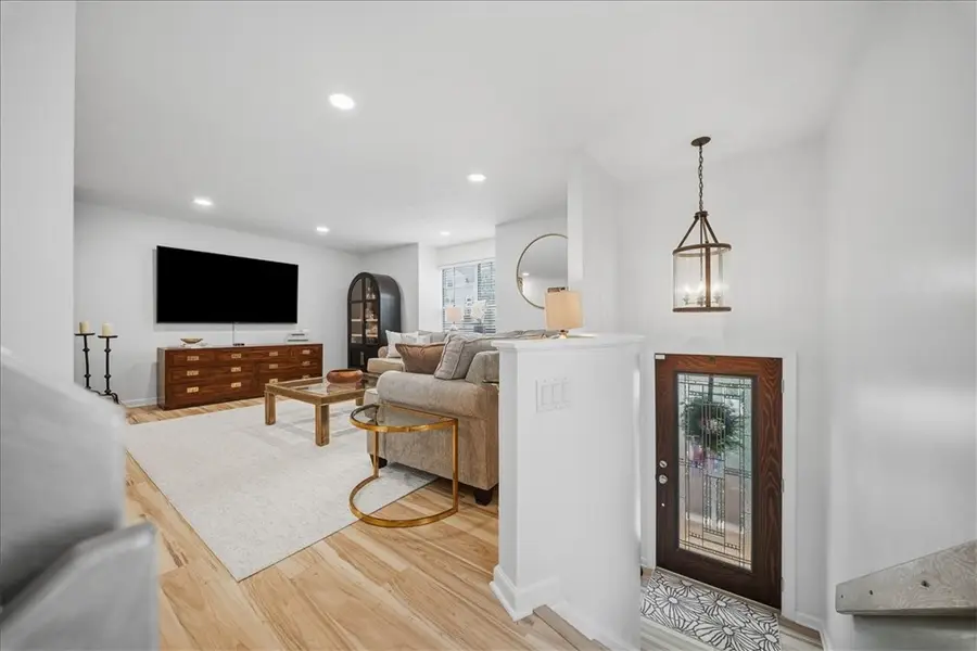 2631 Hunters Point Dr, Wexford, PA 15090 - #3