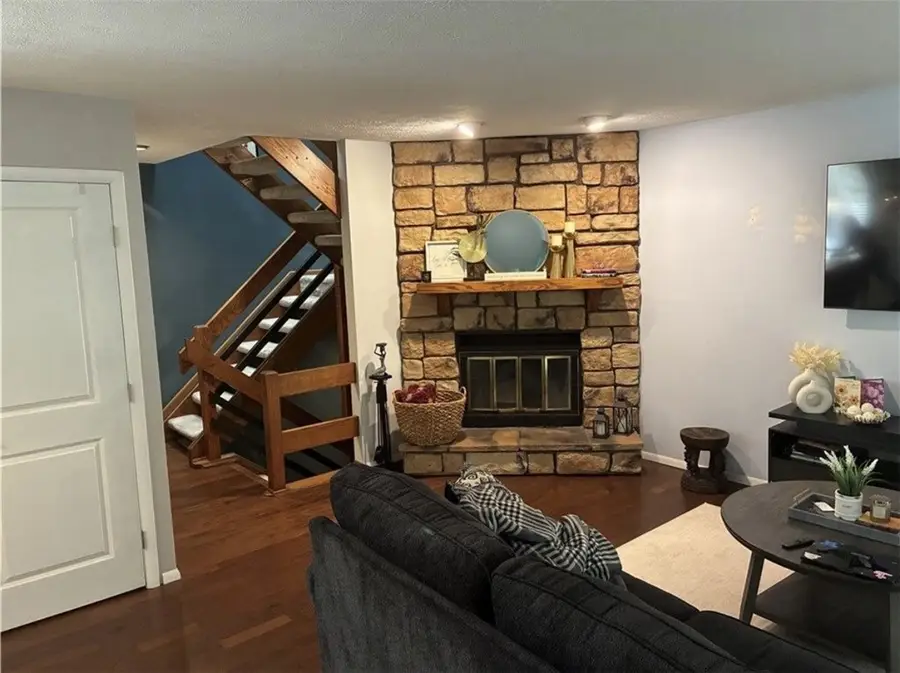 304 Spring Run Dr, Monroeville, PA 15146 - #3