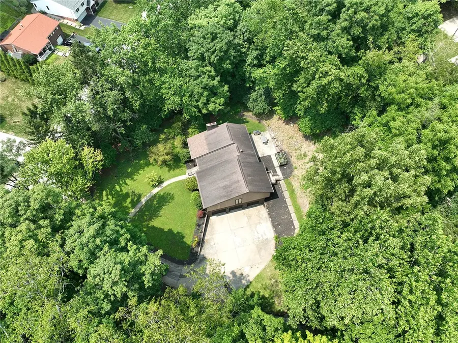 986 Segar Rd, Pittsburgh, PA 15243 - #2