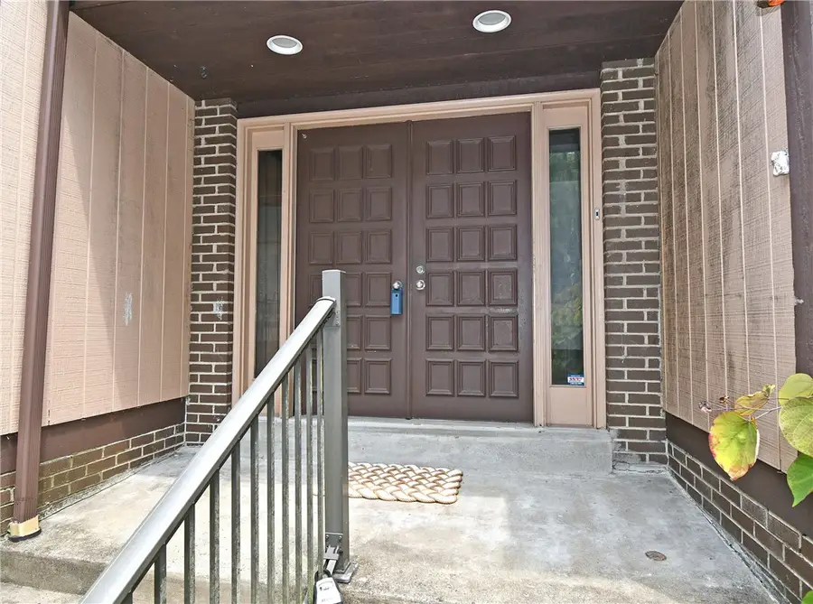 986 Segar Rd, Pittsburgh, PA 15243 - #3