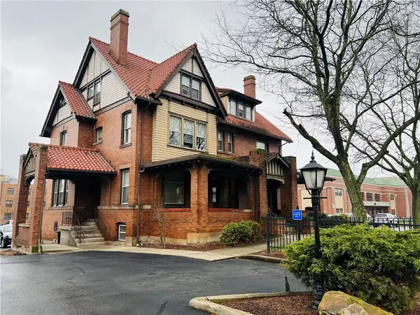 314 E Lincoln Ave, New Castle, PA 16105