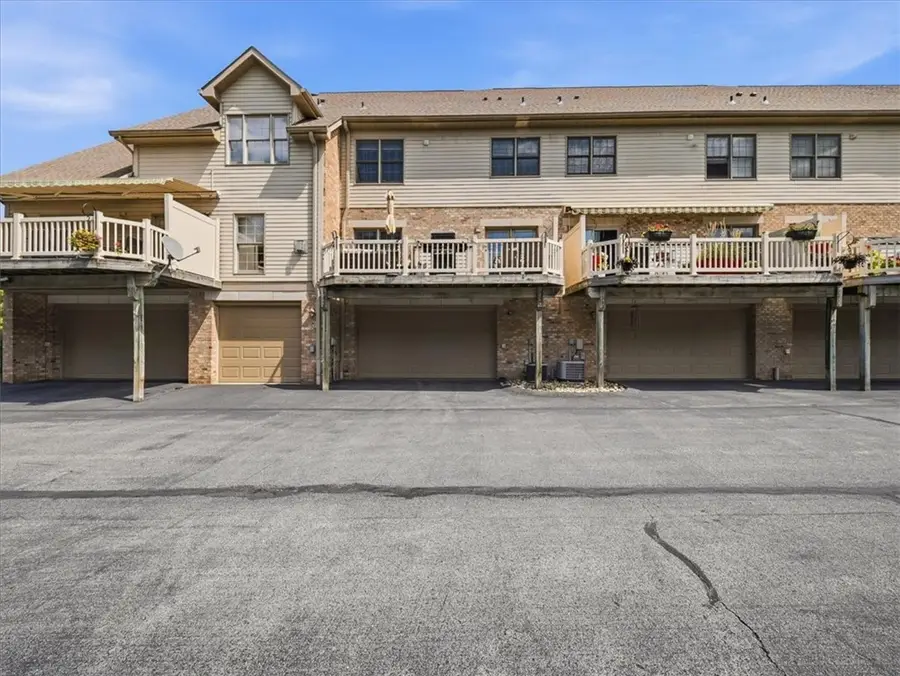 79 Shenot Rd, Wexford, PA 15090 - #2