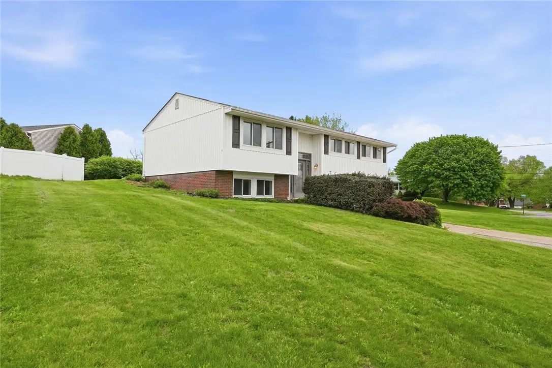 235 Princeton Drive, Aliquippa, PA 15001 - #1