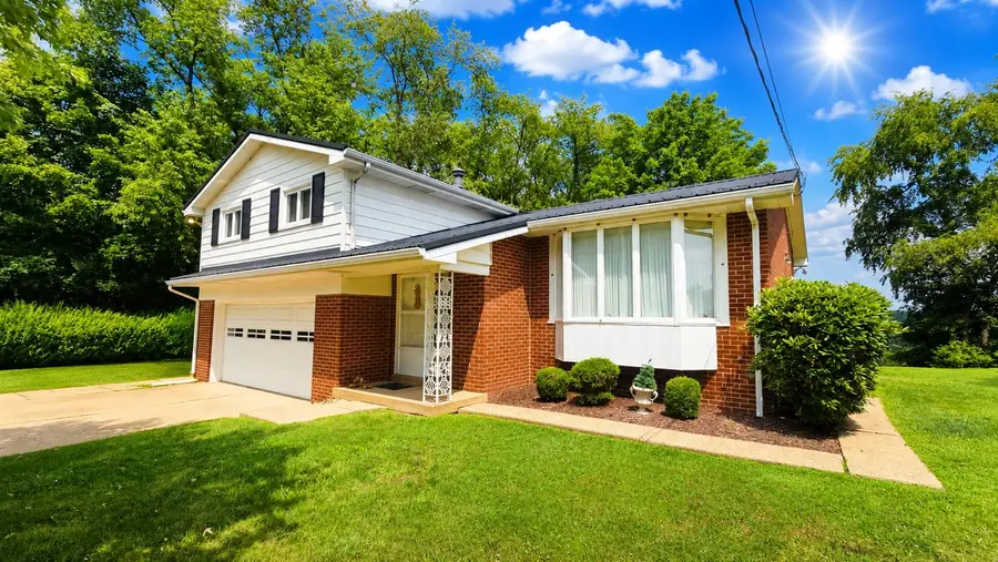 1060 King Arthur Drive, Apollo, PA 15613 - #2
