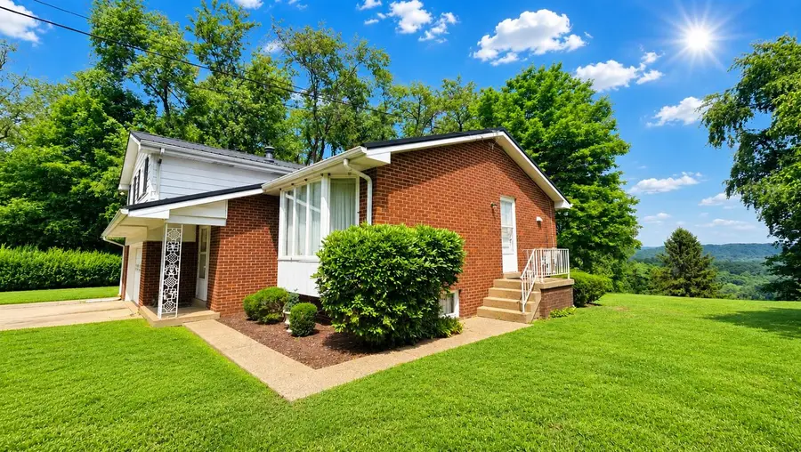 1060 King Arthur Drive, Apollo, PA 15613 - #3