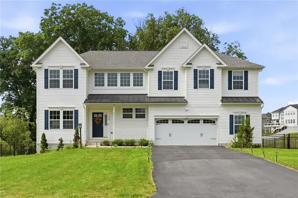 116 Parkview Dr, Pittsburgh, PA 15239