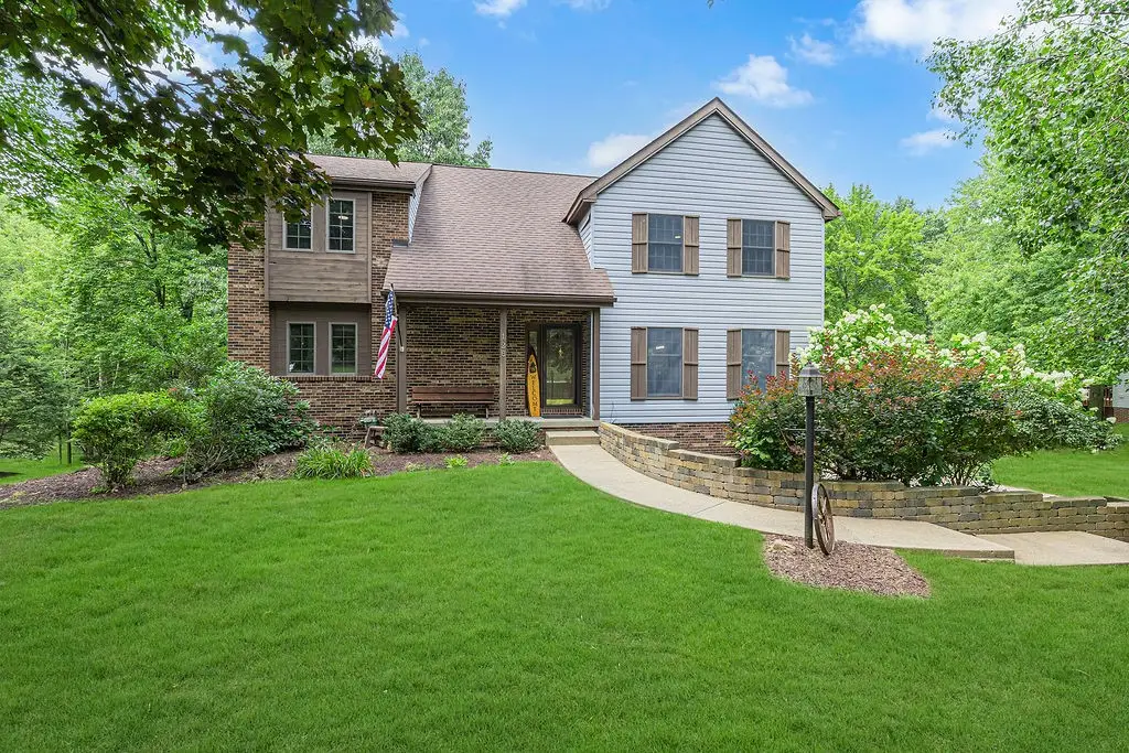 126 Firethorn Rd, Baden, PA 15005 - #1