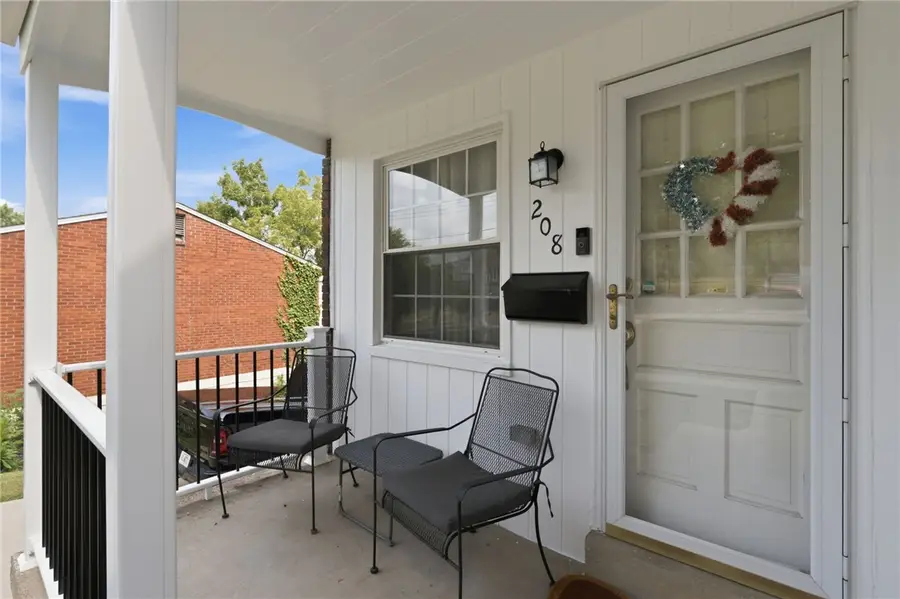 208 Parkedge Rd, Pittsburgh, PA 15220 - #3