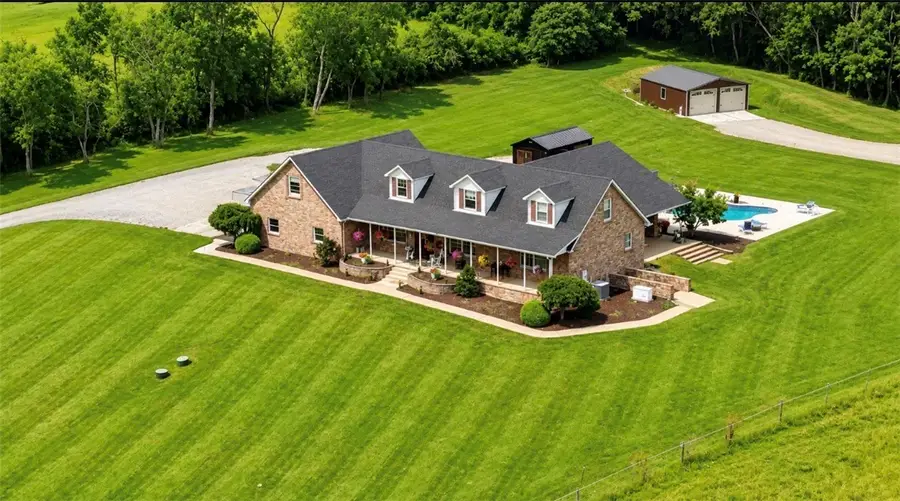 31 Sutton Ln, Washington, PA 15301 - #2