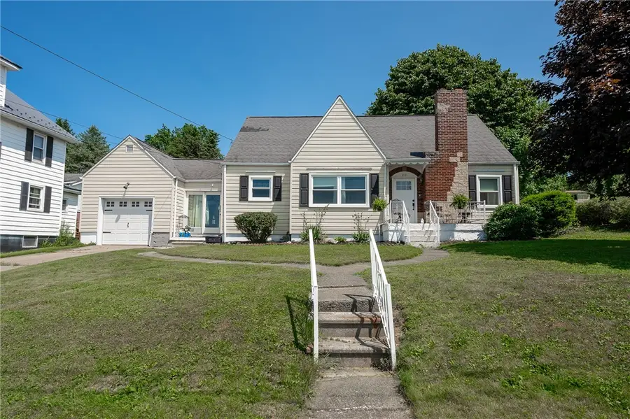 819 Grant St, Portage, PA 15946 - #2