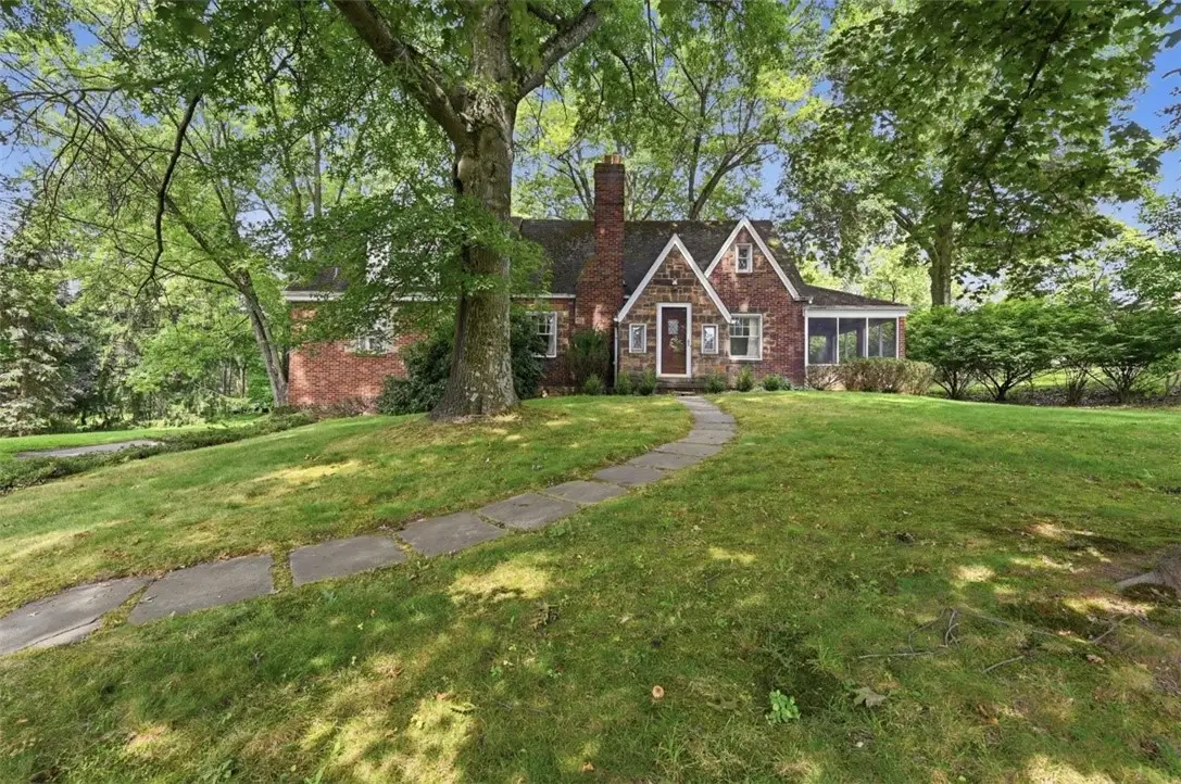 9431 Old Perry Hwy, Pittsburgh, PA 15237 - #1