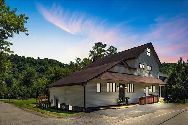 710 E Smithfield St, Greenock, PA 15047