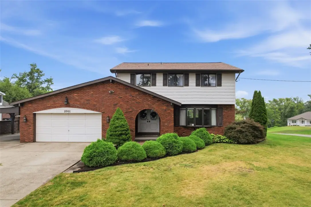 10501 Farview Dr, North Huntingdon, PA 15642 - #1