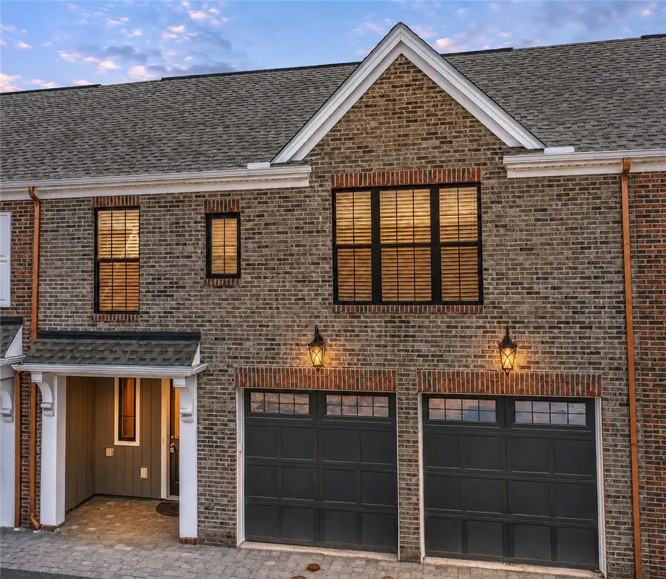 417 Roebling Ct, Cranberry, PA 16066 - #1