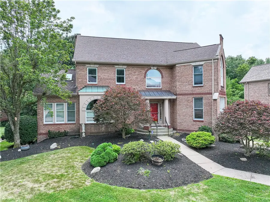 2615 Rossmoor Dr, Pittsburgh, PA 15241 - #2