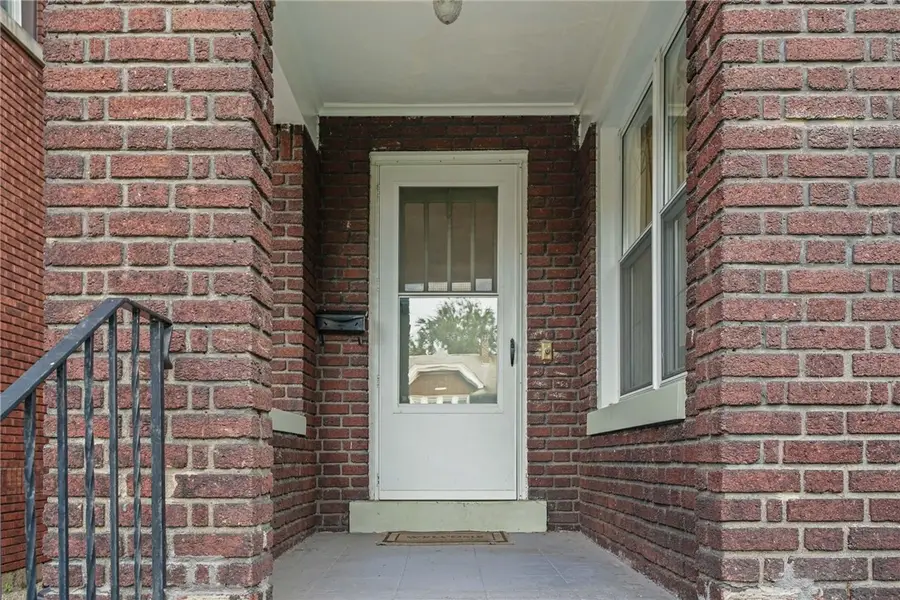 1416 Severn St, Pittsburgh, PA 15217 - #2